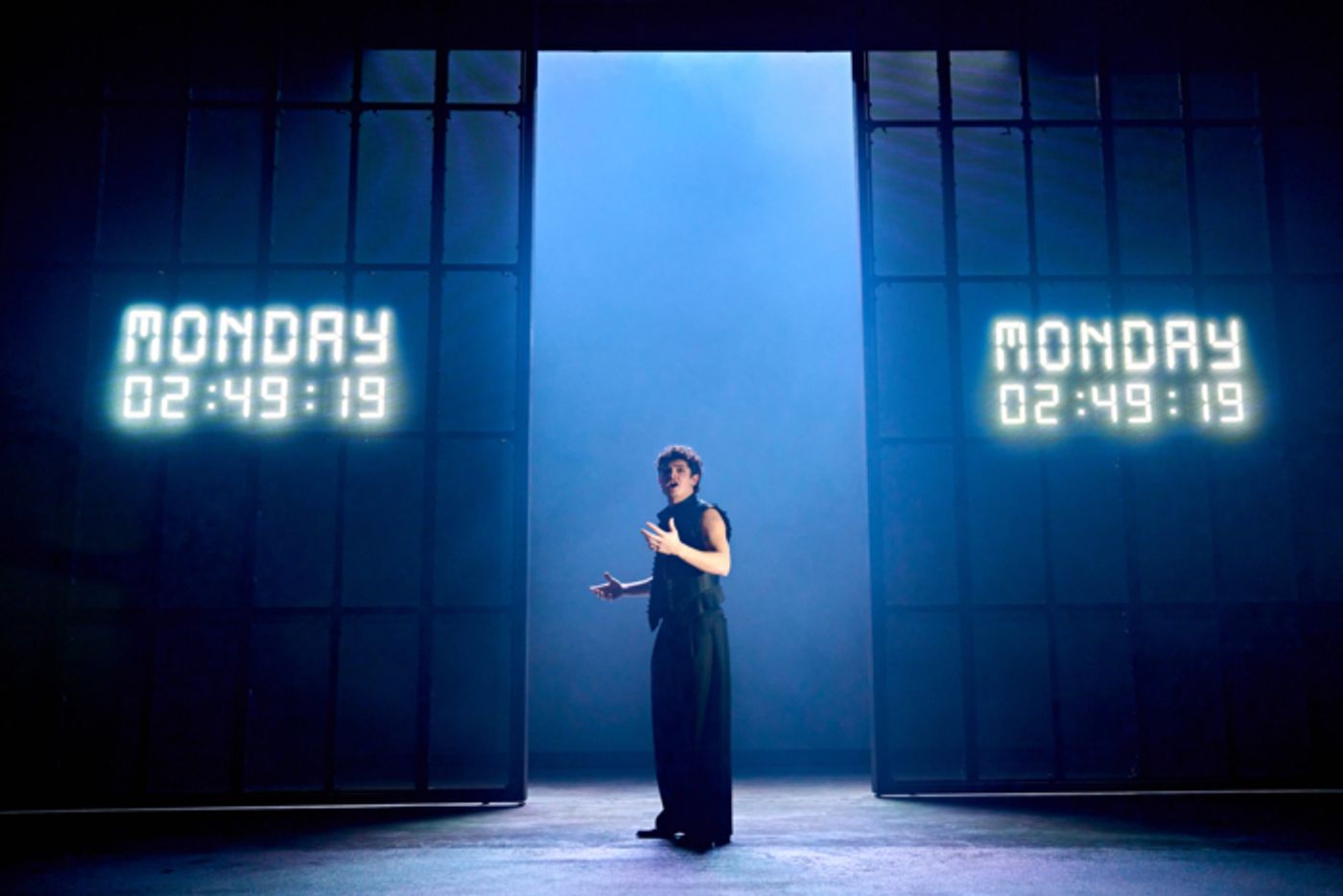 Photos: Sadie Sink and Noah Jupe in ROMEO & JULIET  Image