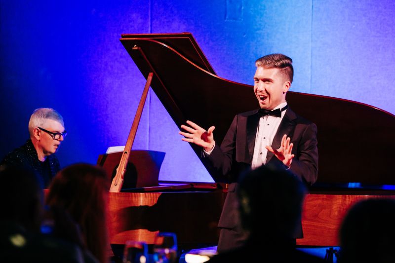 Evan Lazdowski, Bass-Baritone