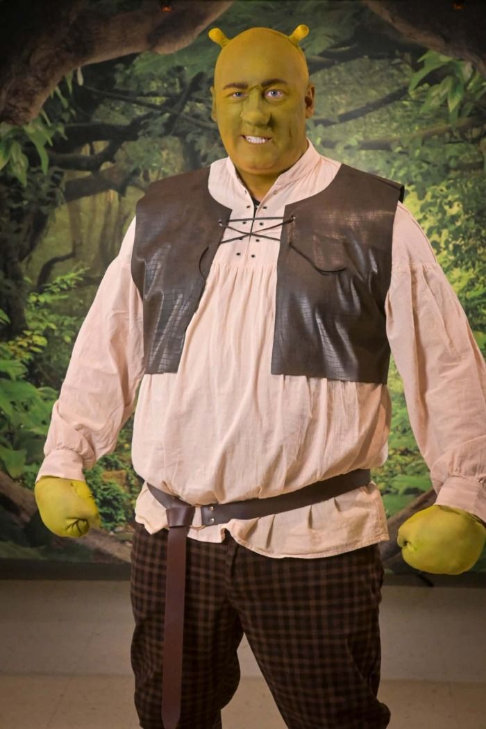 Photos: Ben Walker and More Star in SHREK THE MUSICAL at The Beverly Theatre Guild  Image