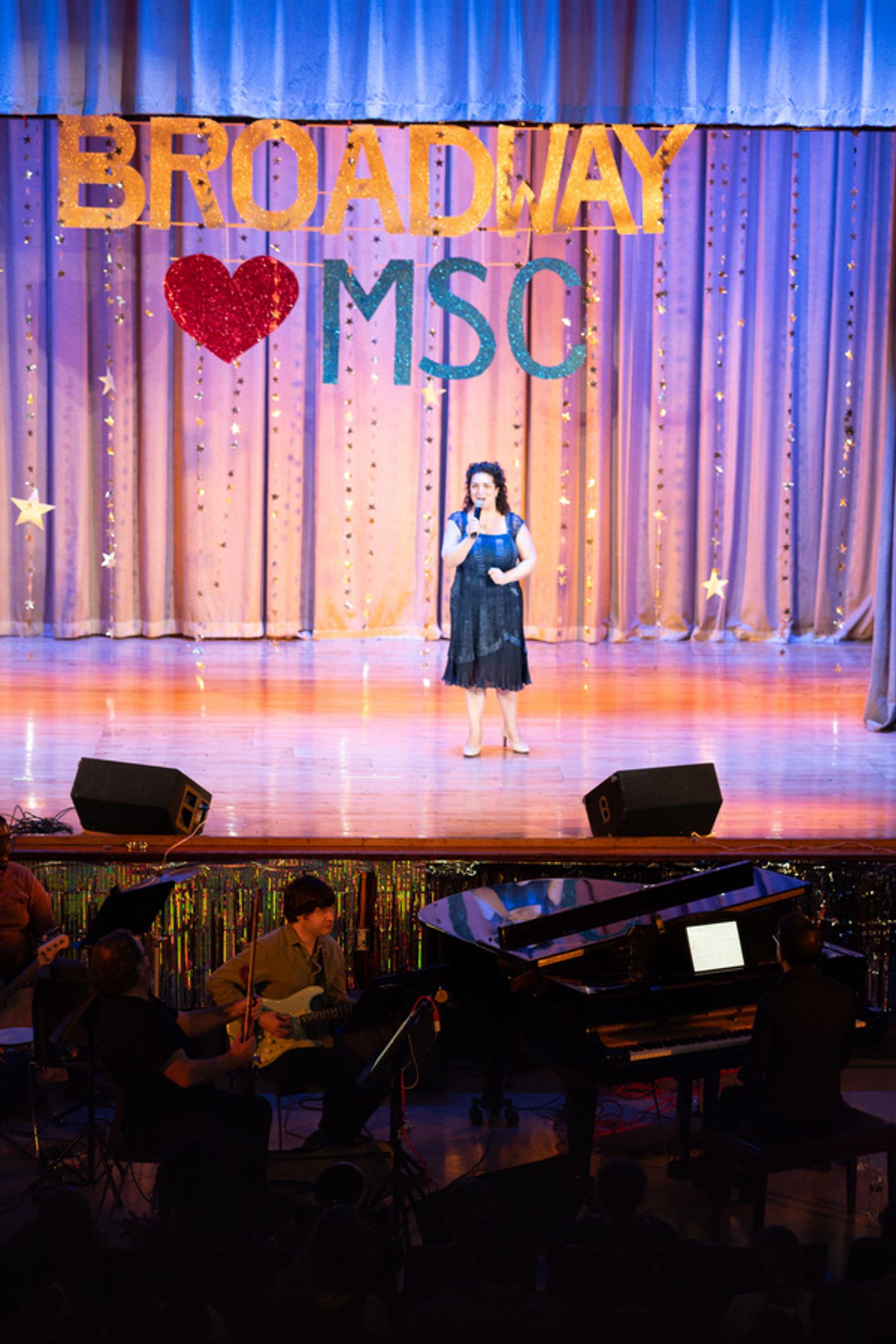 Photos: Broadway Stars Come Out In Support Of The Manhattan School For Children  Image