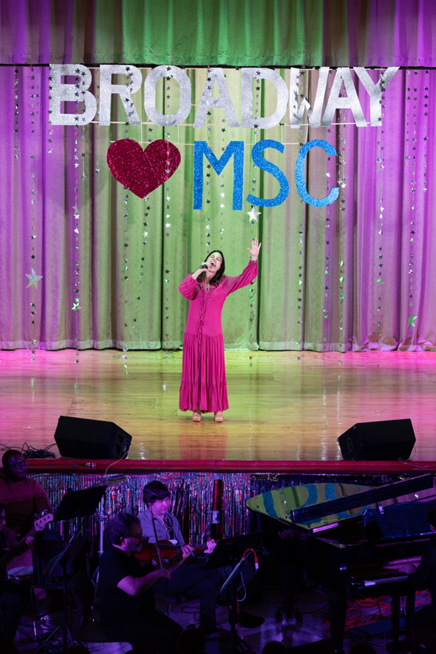 Photos: Broadway Stars Come Out In Support Of The Manhattan School For Children  Image