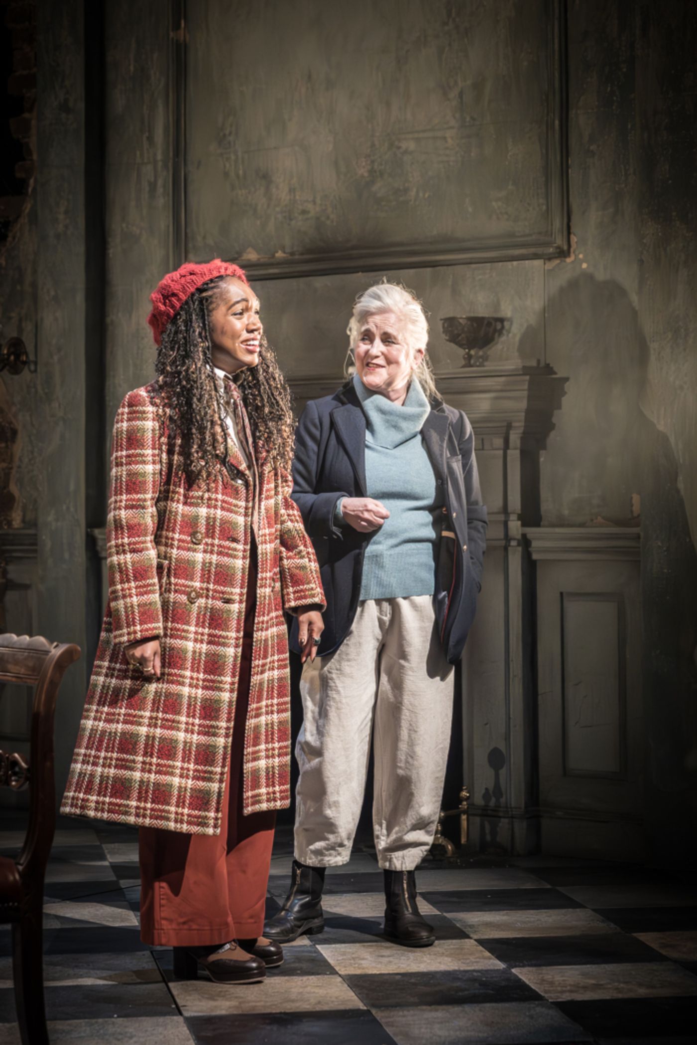 Photos: Rakie Ayola, Sylvestra Le Touzel, Cherrelle Skeete in THE AUTHENTICATOR in the UK Photos: Rakie Ayola, Sylvestra Le Touzel, Cherrelle Skeete in THE AUTHENTICATOR in the UK Image