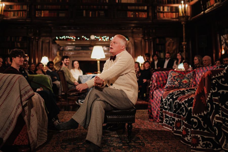 Photos: Jesse Tyler Ferguson as Truman Capote in TRU Off-Broadway Image