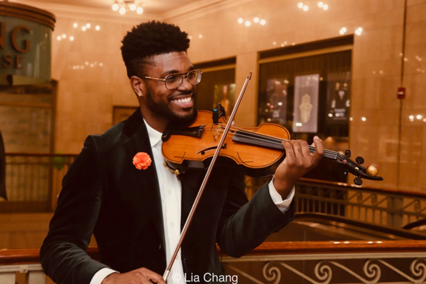 Photos: Edward W. Hardy Brings SUBWAY SERIES To Grand Central Terminal Photos: Edward W. Hardy Brings SUBWAY SERIES To Grand Central Terminal Image
