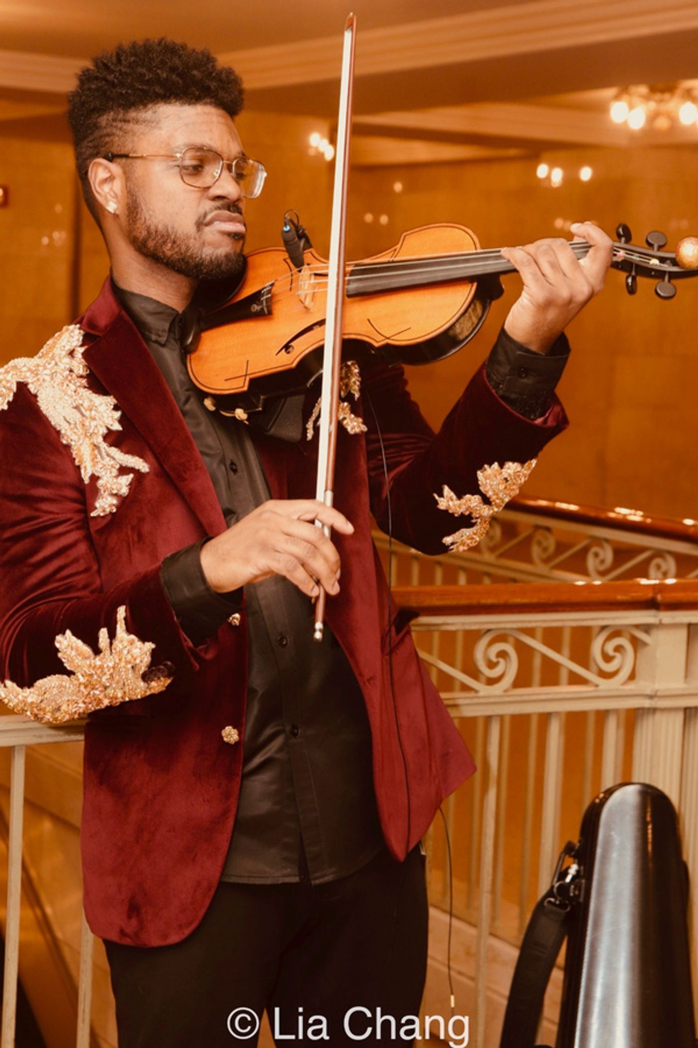 Photos: Edward W. Hardy Brings SUBWAY SERIES To Grand Central Terminal Photos: Edward W. Hardy Brings SUBWAY SERIES To Grand Central Terminal Image