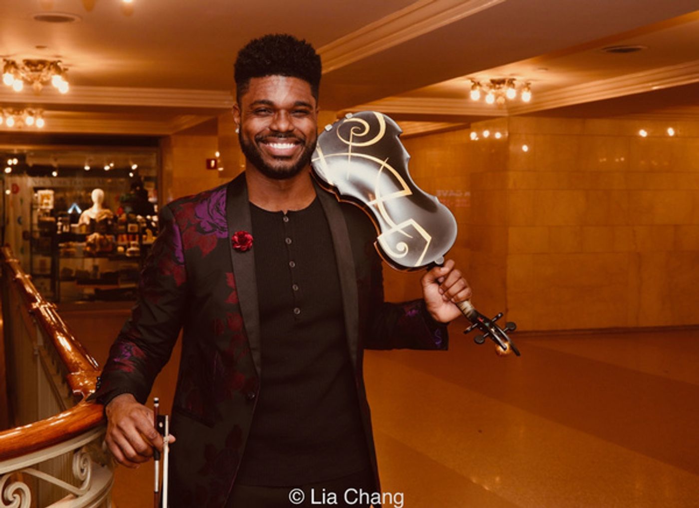 Photos: Edward W. Hardy Brings SUBWAY SERIES To Grand Central Terminal Photos: Edward W. Hardy Brings SUBWAY SERIES To Grand Central Terminal Image