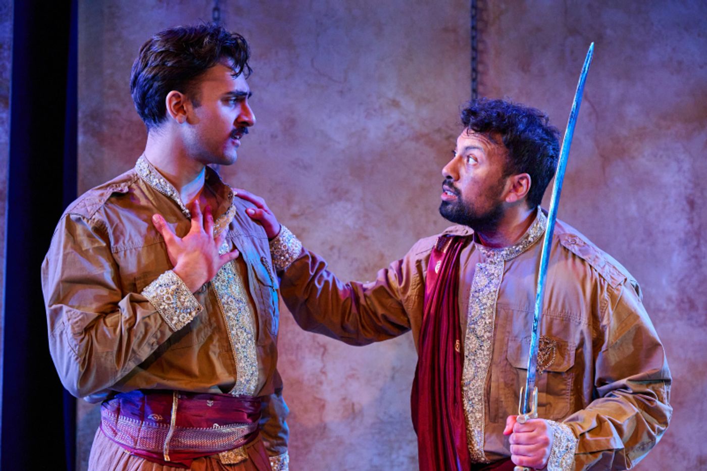 Review: GUARDS AT THE TAJ at NextStop Theatre Company  Image