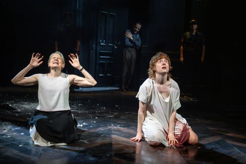 Celia Keenan-Bolger Deep Dives Into ANTIGONE (THIS PLAY I READ IN HIGH SCHOOL) and More Image