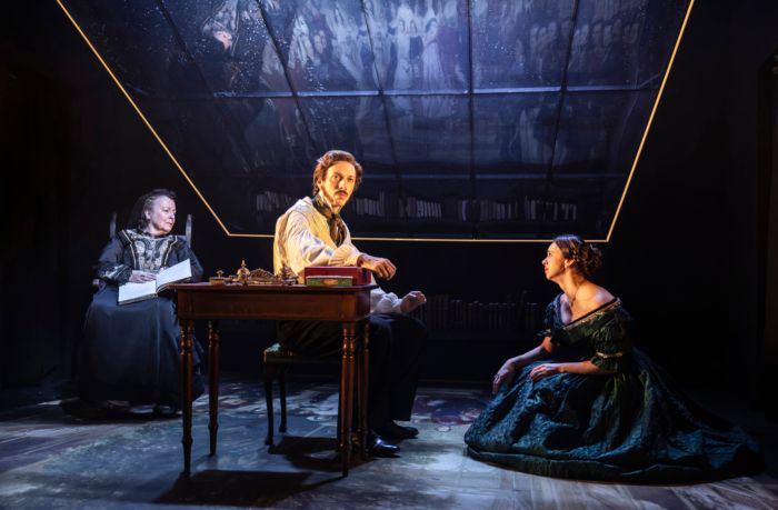 Review: VICTORIA: A QUEEN UNBOUND, Watermill Theatre Image