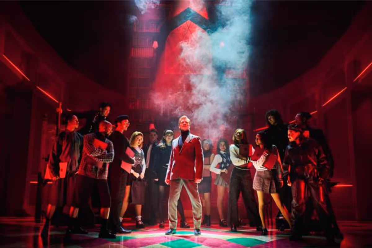 Adam Cooper (centre) as Callahan at Photos: Amber Davies and More in LEGALLY BLONE UK and Ireland Tour