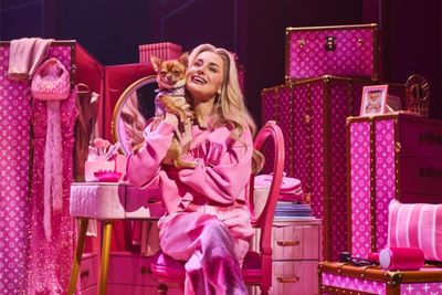 Sprout as Bruiser Woods & Amber Davies as Elle Woods Photo