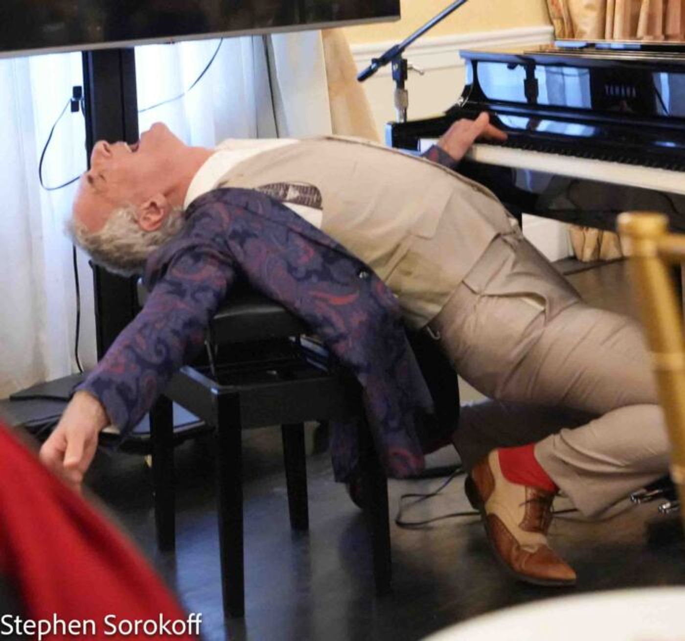 Review: Mark Nadler Turns up the Volume at the Dutch Treat Club  Image