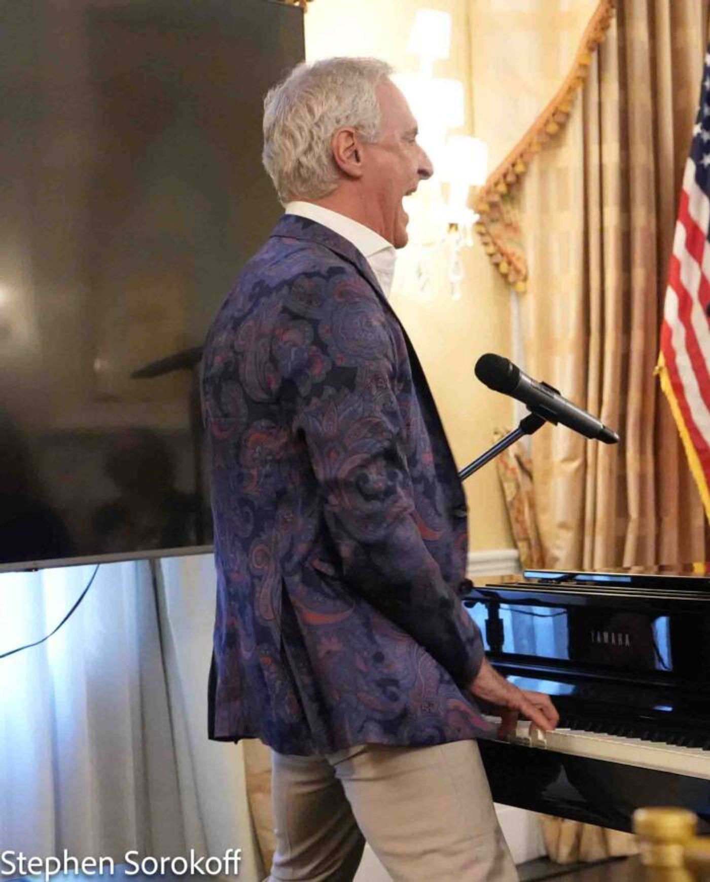 Review: Mark Nadler Turns up the Volume at the Dutch Treat Club  Image