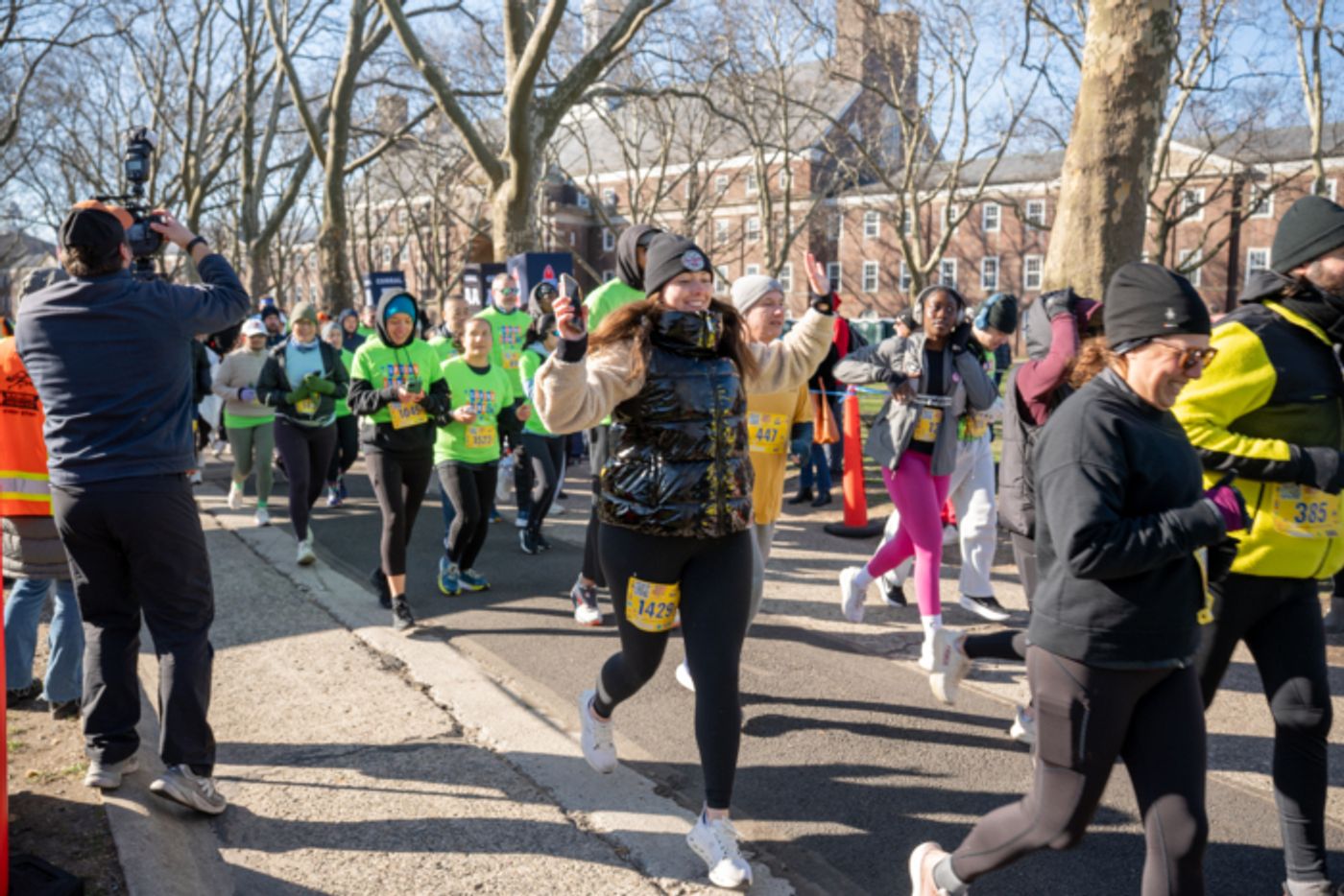 Photos: NYCRUNS Spring Fling 5K Raises $95,227 for Broadway Cares  Image