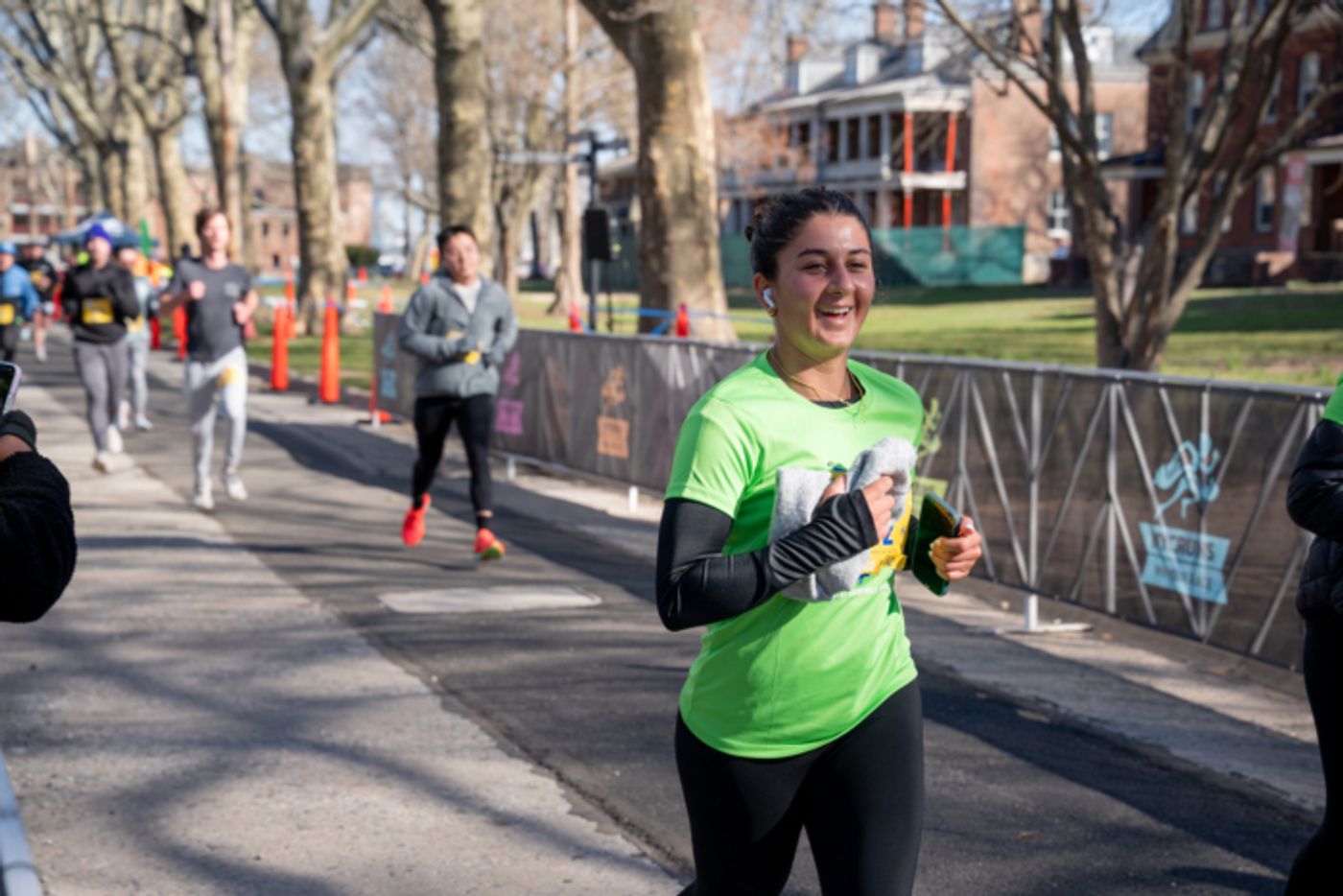 Photos: NYCRUNS Spring Fling 5K Raises $95,227 for Broadway Cares  Image