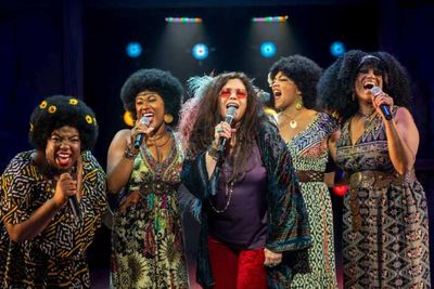 Sadé Ayodele, Sha’leah Nikole, Mary Bridget Davies, Jenna Gillespie Byrd and Melis Photo