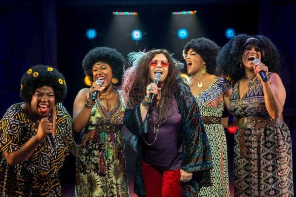 Sadé Ayodele, Sha’leah Nikole, Mary Bridget Davies, Jenna Gillespie Byrd and Melis Photo