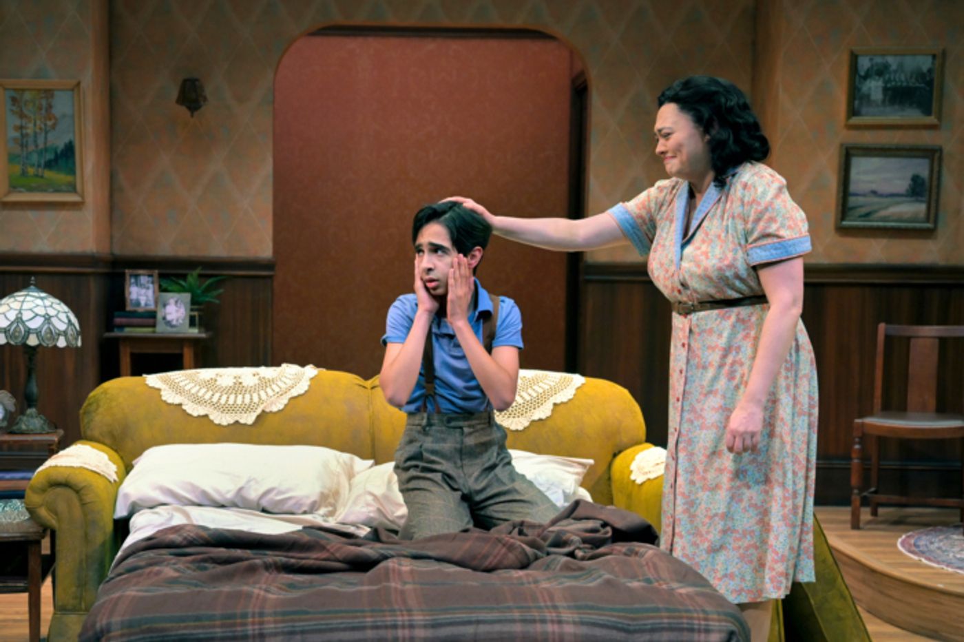 Photos: First Look at Neil Simon's LOST IN YONKERS at Center REP  Image