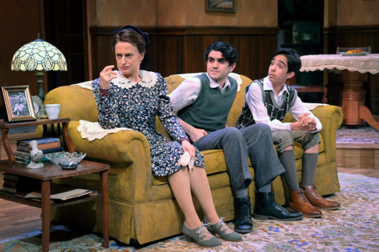 Photos: First Look at Neil Simon's LOST IN YONKERS at Center REP — photo 11 of 15