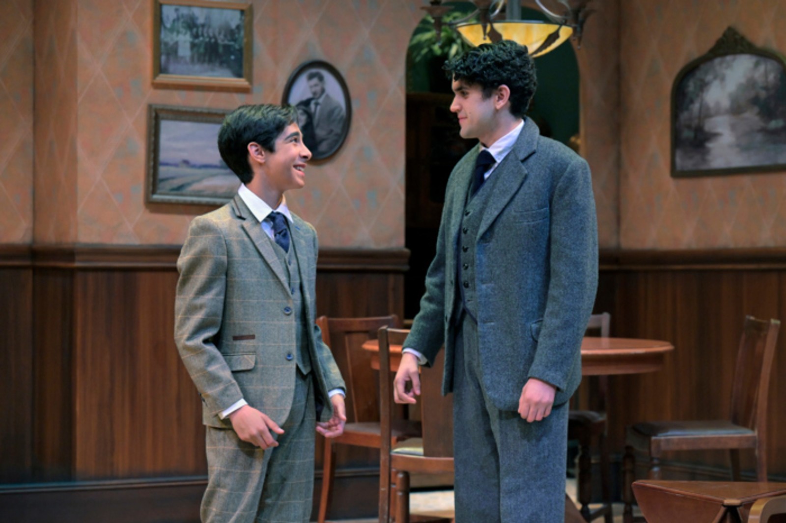 Photos: First Look at Neil Simon's LOST IN YONKERS at Center REP — photo 13 of 15