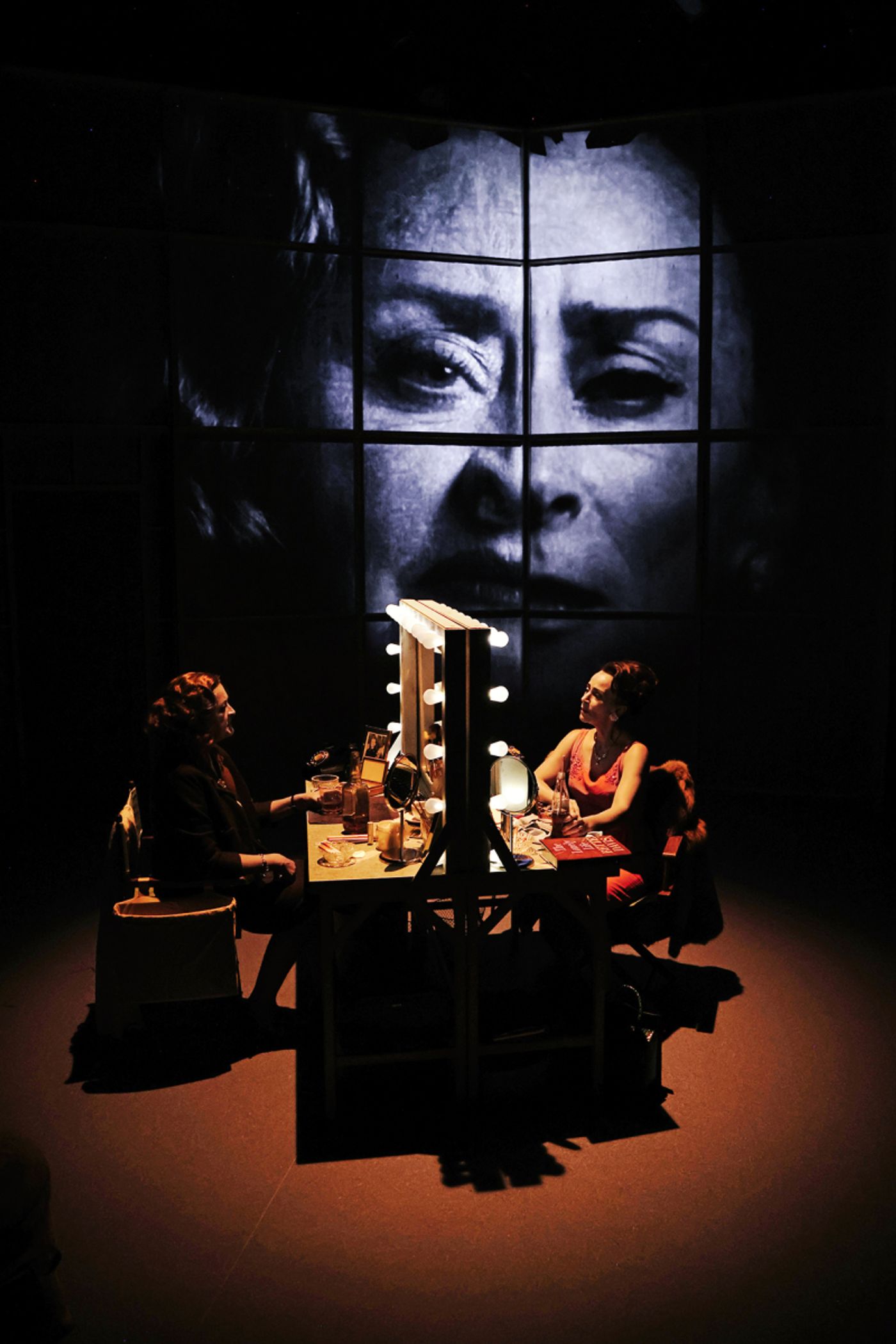 BETTE AND JOAN – fame, fear, fervour, and feuding  Image