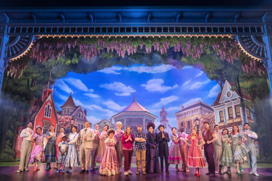 Photo: First Look at the Cast of SCHMIGADOON! on Stage Image