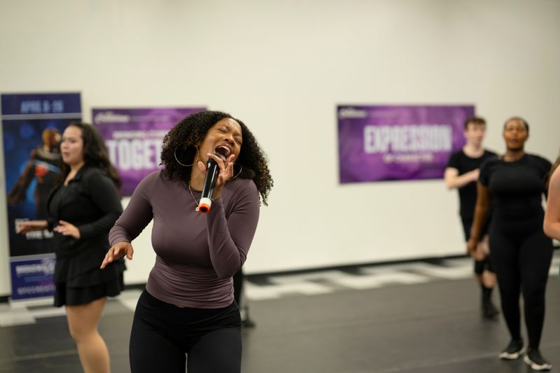 Photos: THE VOICE's Aliyah Khaylyn in Rehearsals for THE BODYGUARD at OFC Creations Theatre Center — photo 3 of 12
