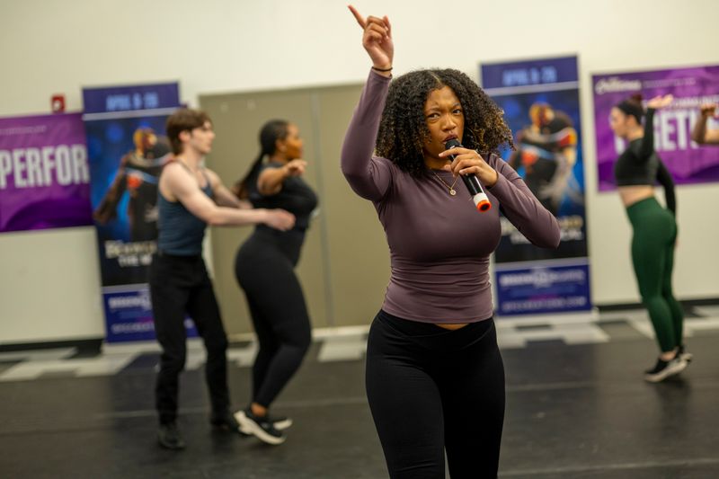 Photos: THE VOICE's Aliyah Khaylyn in Rehearsals for THE BODYGUARD at OFC Creations Theatre Center — photo 7 of 12
