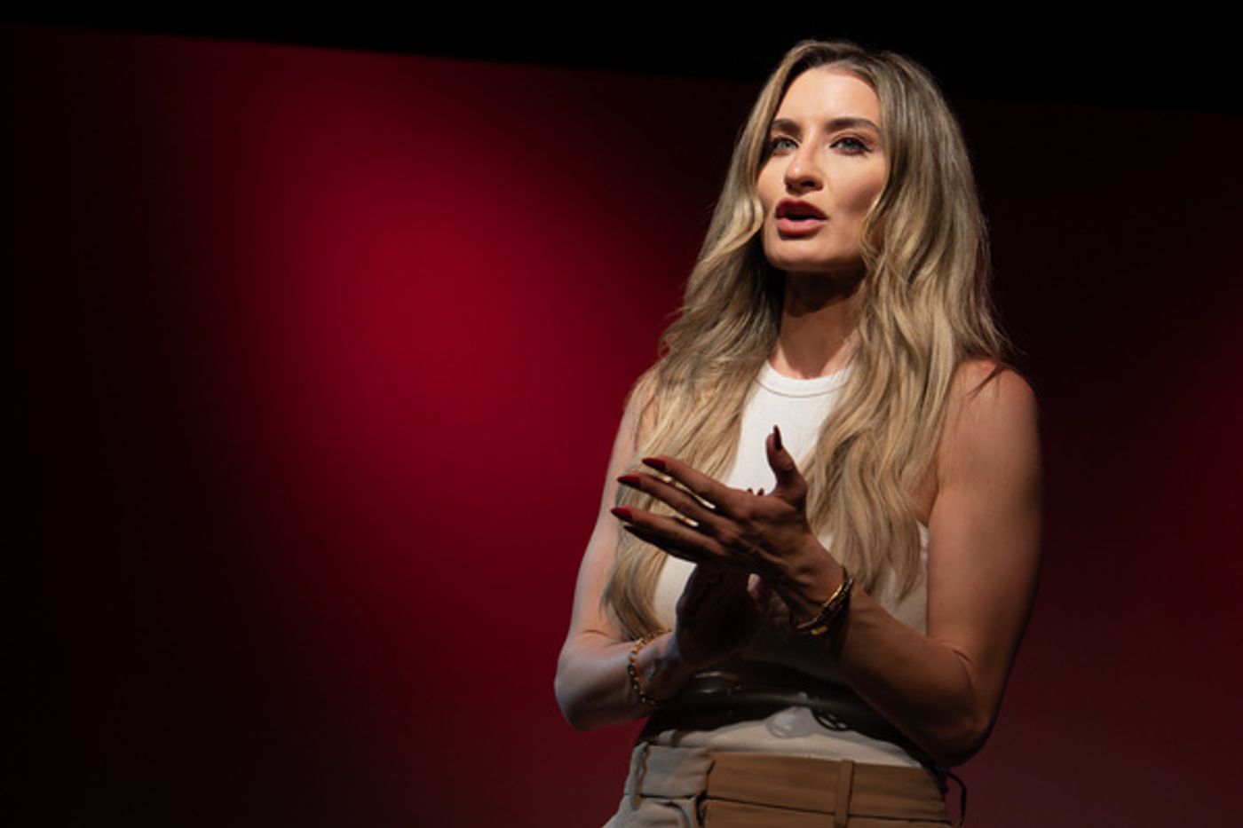 Photos: NICOLE TRAVOLTA IS DOING ALRIGHT At SoHo Playhouse Photos: NICOLE TRAVOLTA IS DOING ALRIGHT At SoHo Playhouse Image