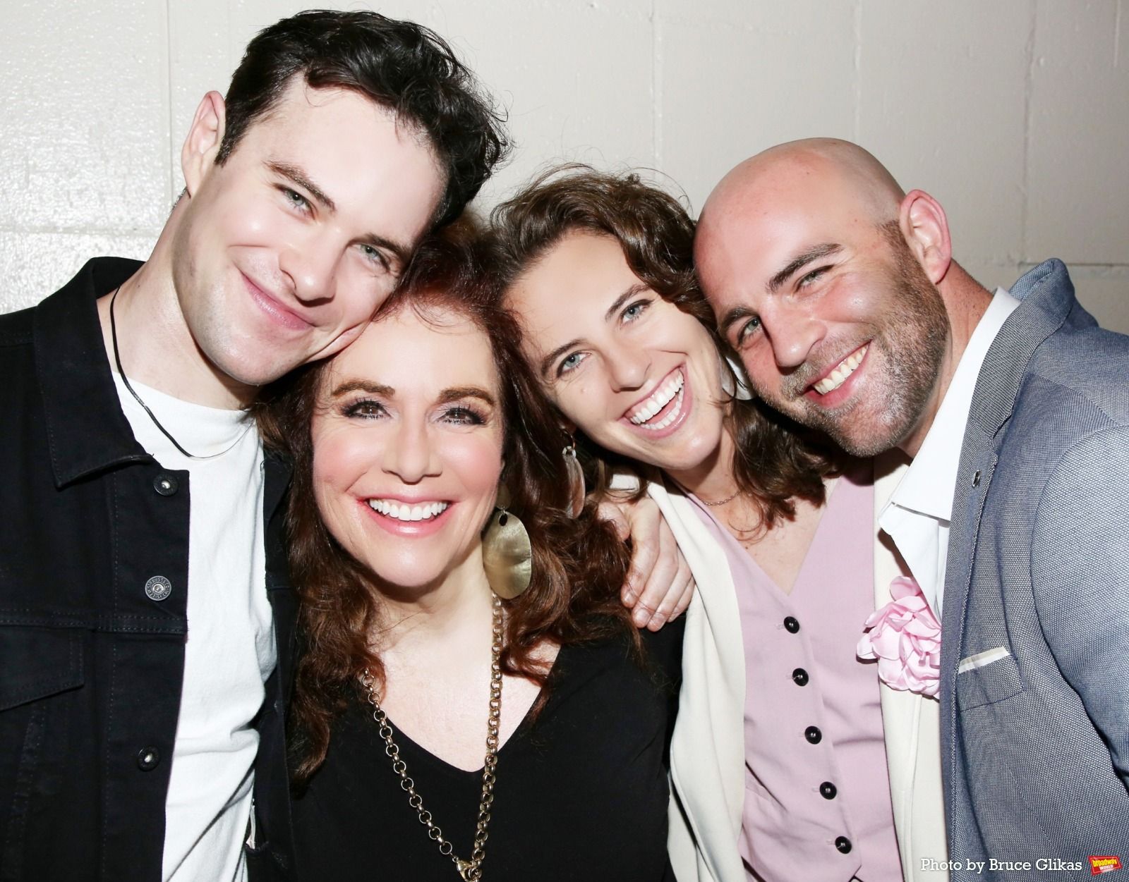 Photos: Matthew Morrison Greets Fans After First Performance in JUST IN TIME — photo 9 of 10