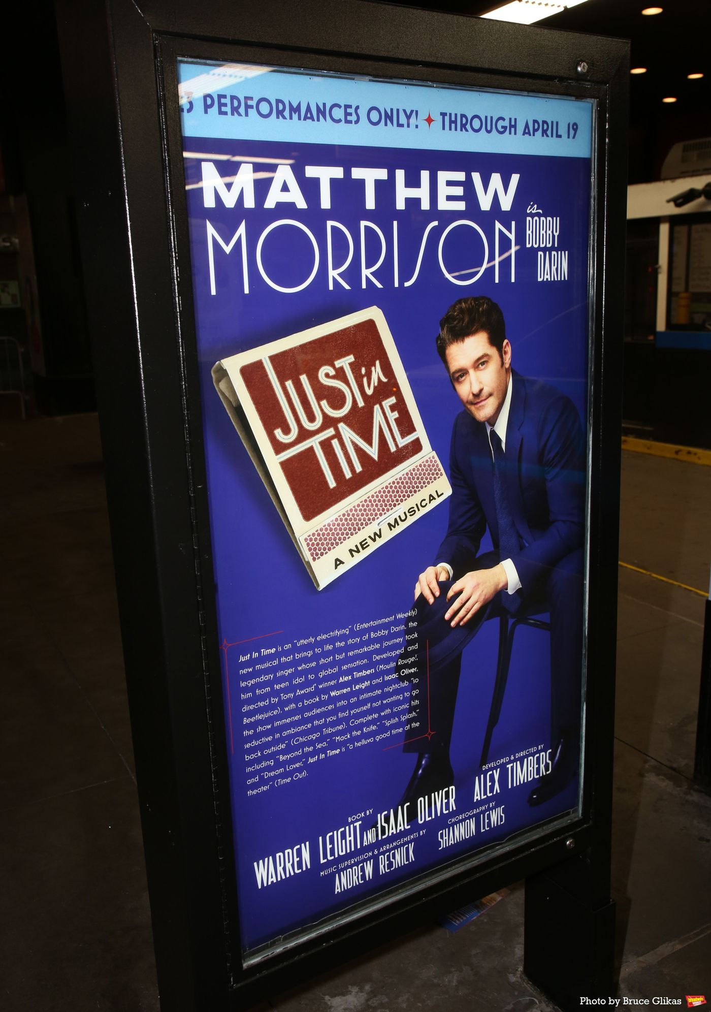 Photos: Matthew Morrison Greets Fans After First Performance in JUST IN TIME Photos: Matthew Morrison Greets Fans After First Performance in JUST IN TIME Image