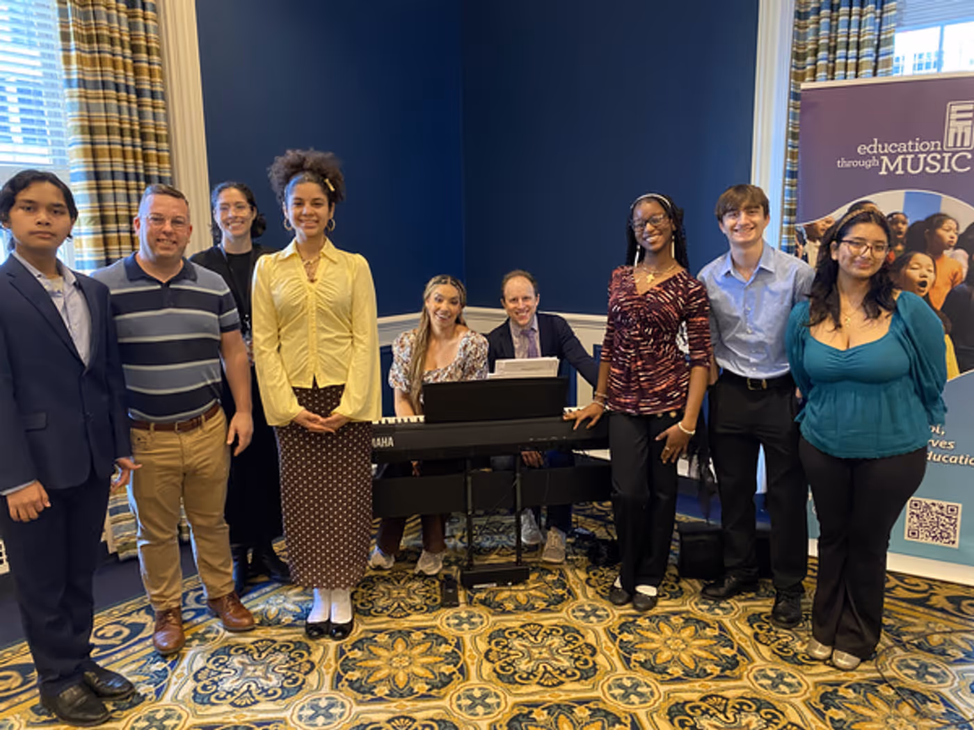 Photos: HAMILTON's Morgan Anita Wood & CHESS' Ian Weinberger Perform with NYC Students  Image