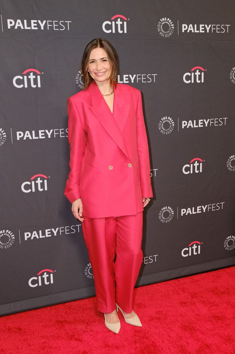 Photos: PaleyFest LA 2026 Kicks Off with Apple TV PLURIBUS Panel — photo 26 of 41