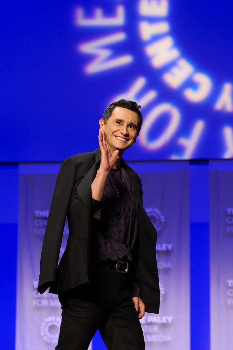 Photos: PaleyFest LA 2026 Kicks Off with Apple TV PLURIBUS Panel — photo 16 of 41