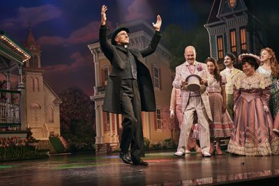 Maulik Pancholy Photo