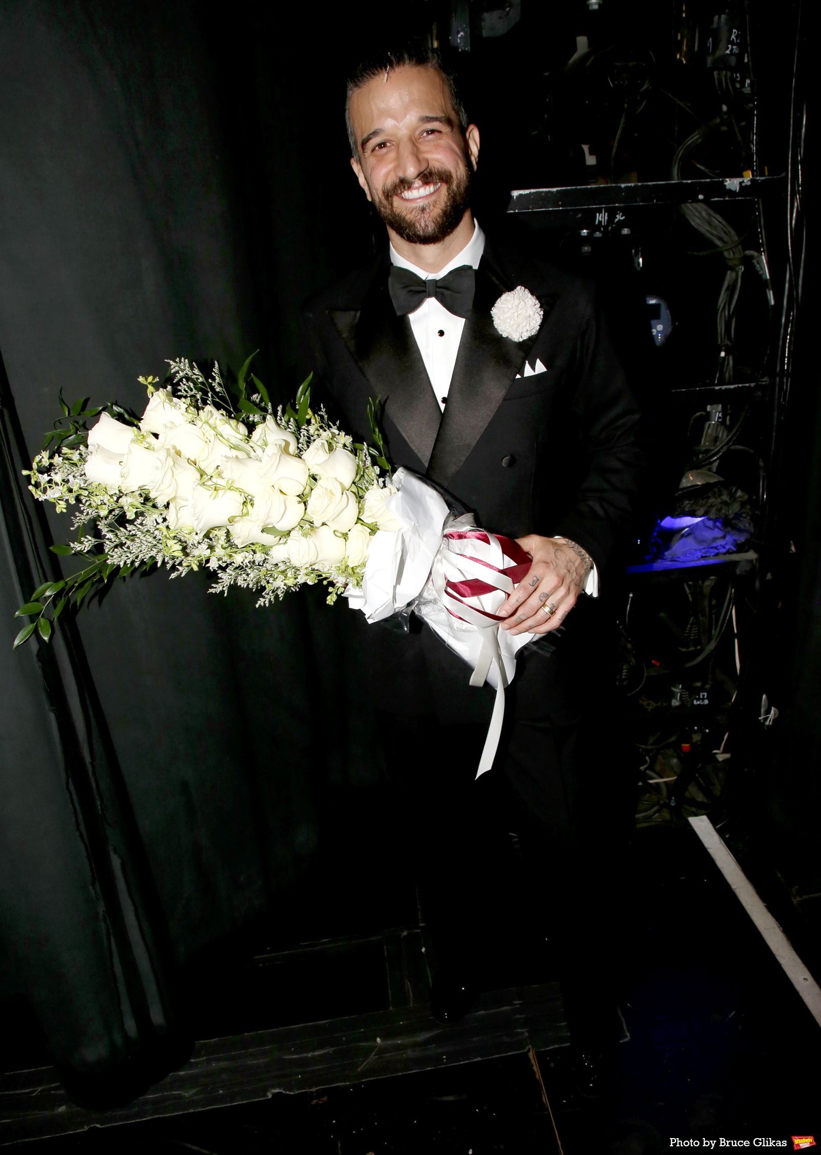 Photos: Go Backstage with Mark Ballas & Whitney Leavitt at CHICAGO — photo 26 of 28