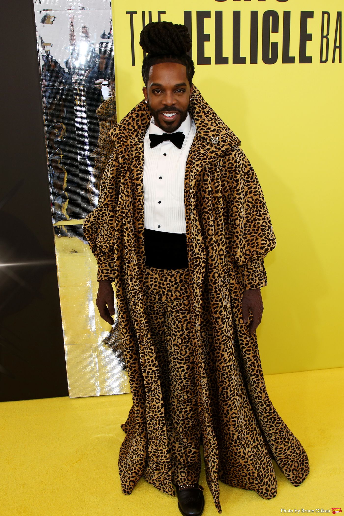 Photos: All the Best Opening Night Looks from The Cast of CATS: THE JELLICLE BALL Photos: All the Best Opening Night Looks from The Cast of CATS: THE JELLICLE BALL Image