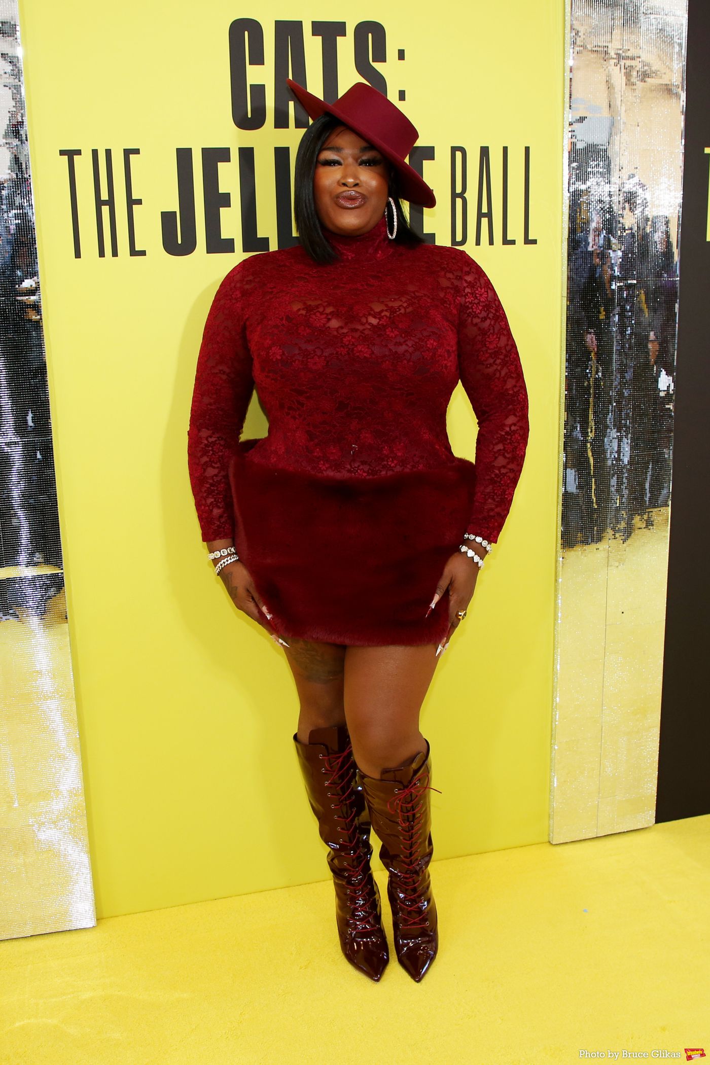 Photos: All the Best Opening Night Looks from The Cast of CATS: THE JELLICLE BALL Photos: All the Best Opening Night Looks from The Cast of CATS: THE JELLICLE BALL Image