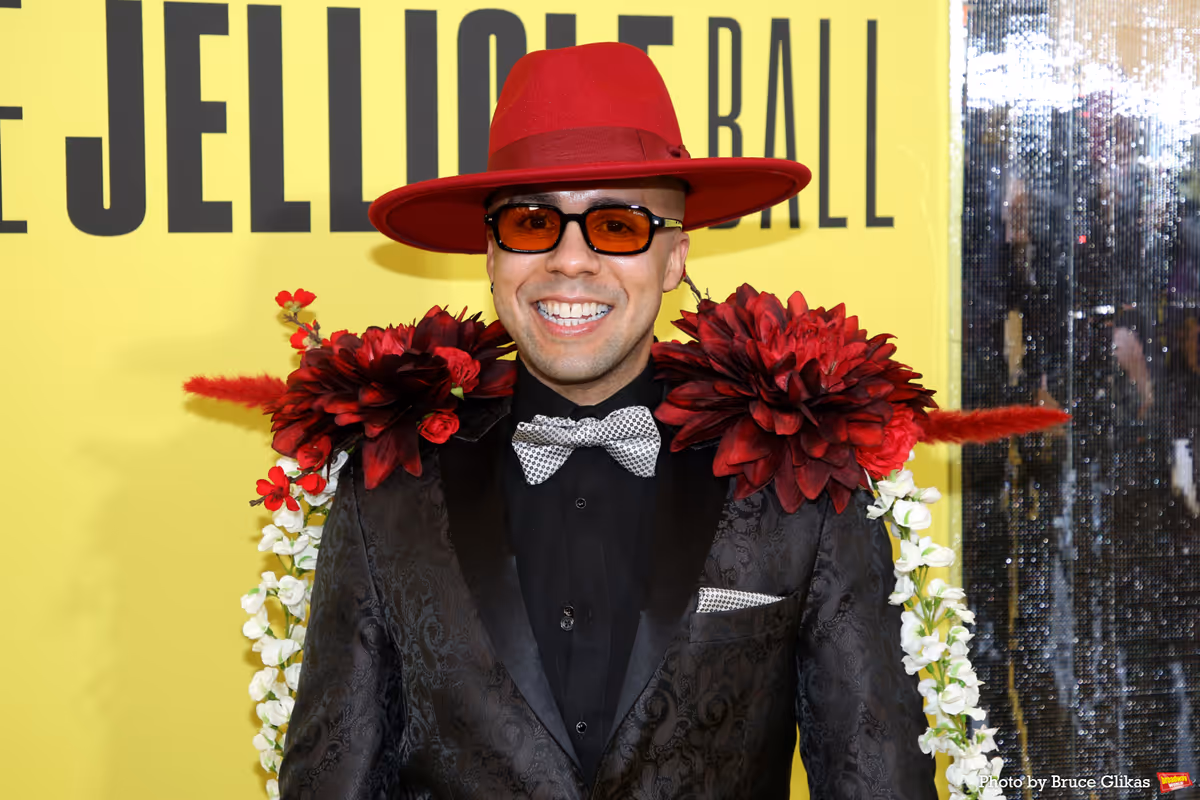 Xavier Reyes at Photos: All the Best Opening Night Looks from The Cast of CATS: THE JELLICLE BALL