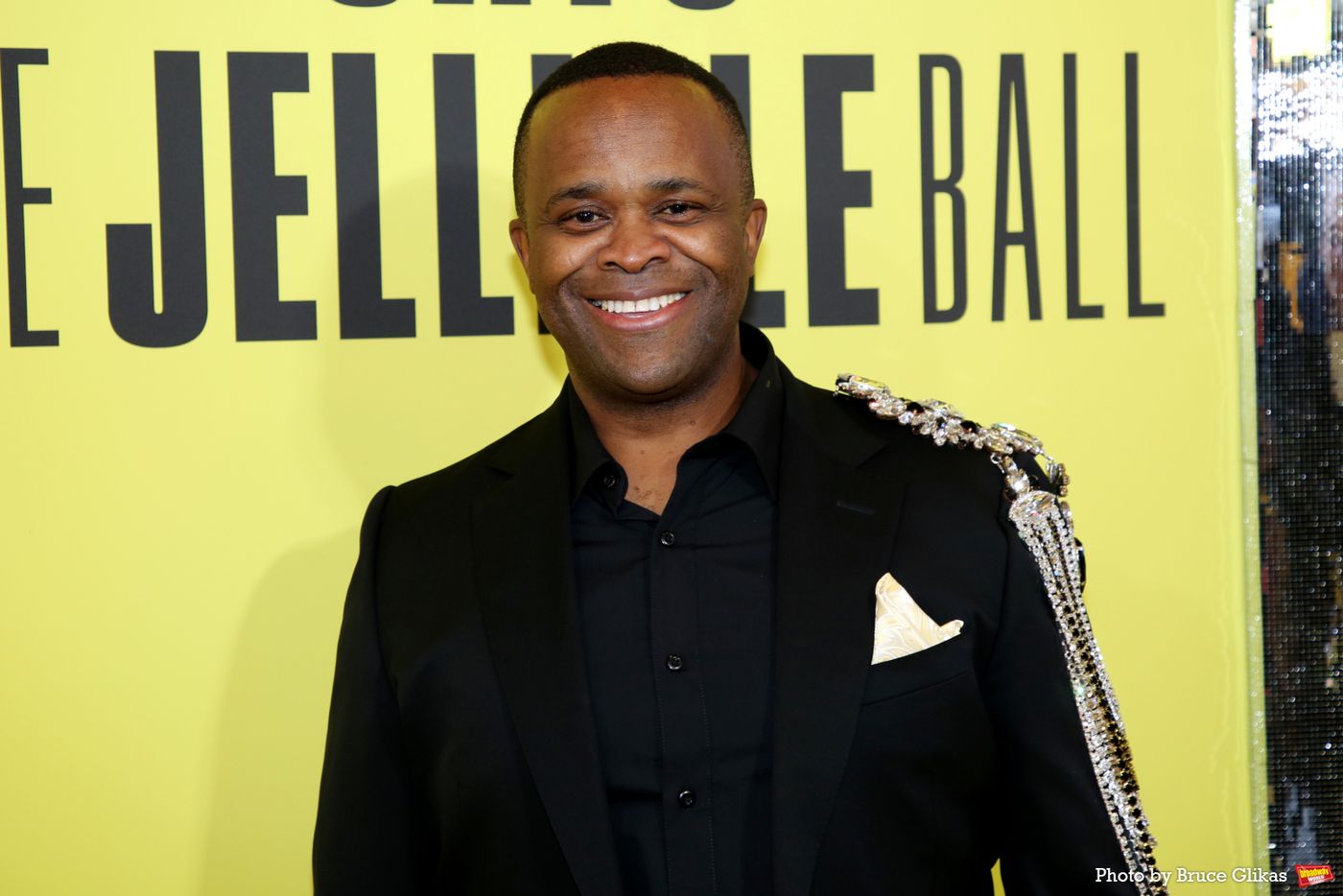 Photos: All the Best Opening Night Looks from The Cast of CATS: THE JELLICLE BALL Photos: All the Best Opening Night Looks from The Cast of CATS: THE JELLICLE BALL Image