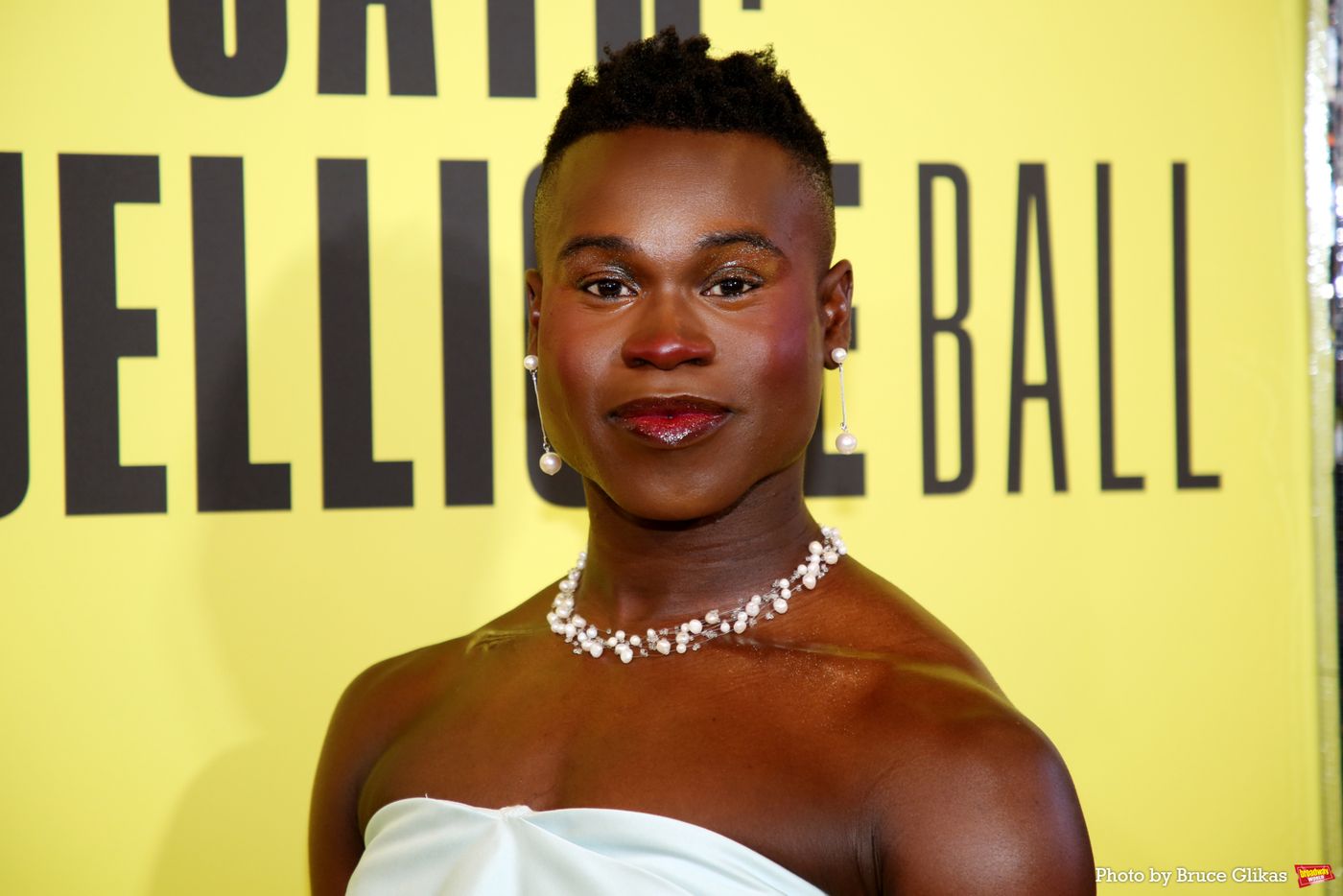 Photos: All the Best Opening Night Looks from The Cast of CATS: THE JELLICLE BALL Photos: All the Best Opening Night Looks from The Cast of CATS: THE JELLICLE BALL Image