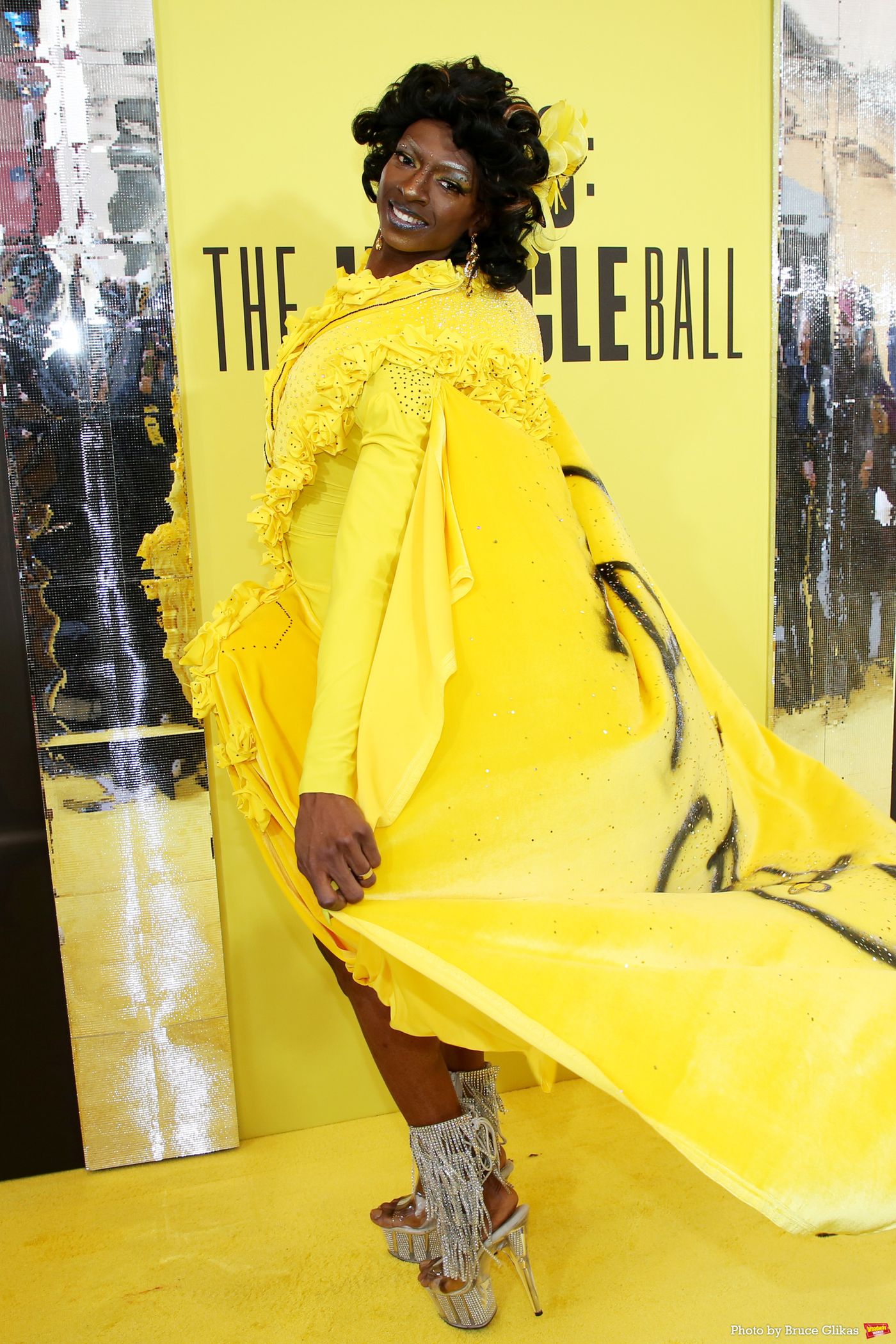 Photos: All the Best Opening Night Looks from The Cast of CATS: THE JELLICLE BALL Photos: All the Best Opening Night Looks from The Cast of CATS: THE JELLICLE BALL Image