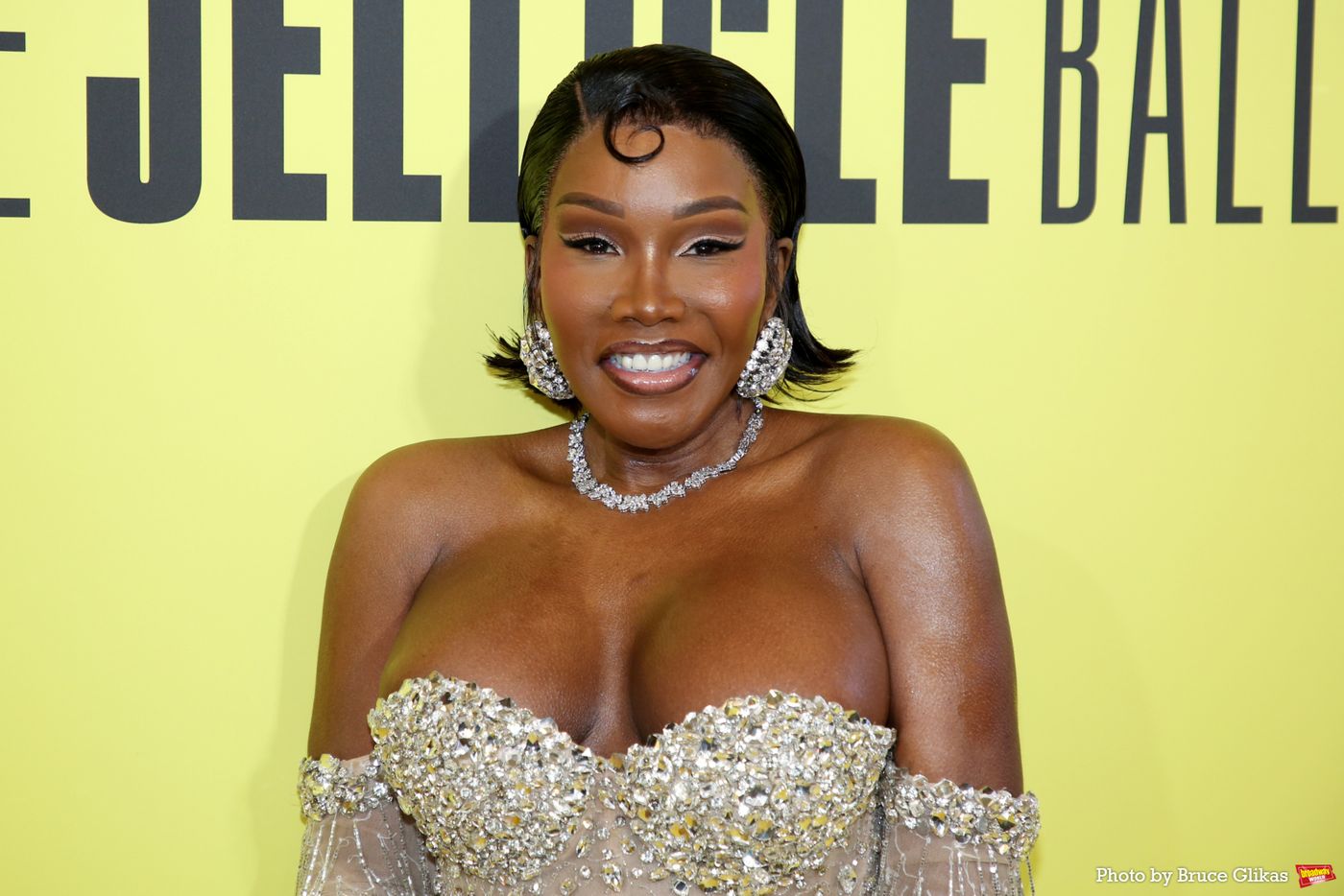 Photos: All the Best Opening Night Looks from The Cast of CATS: THE JELLICLE BALL Photos: All the Best Opening Night Looks from The Cast of CATS: THE JELLICLE BALL Image