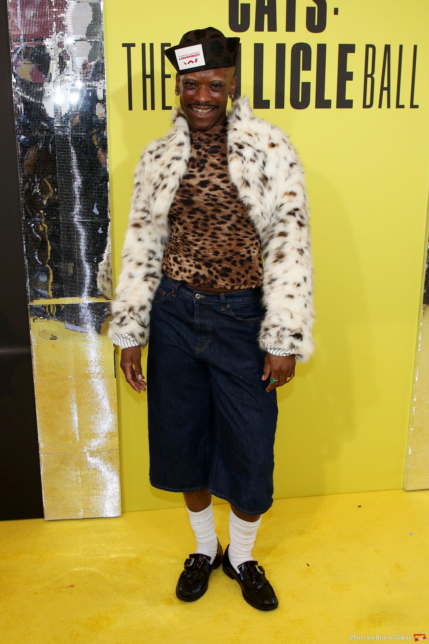 Photos: All the Best Opening Night Looks from The Cast of CATS: THE JELLICLE BALL Photos: All the Best Opening Night Looks from The Cast of CATS: THE JELLICLE BALL Image