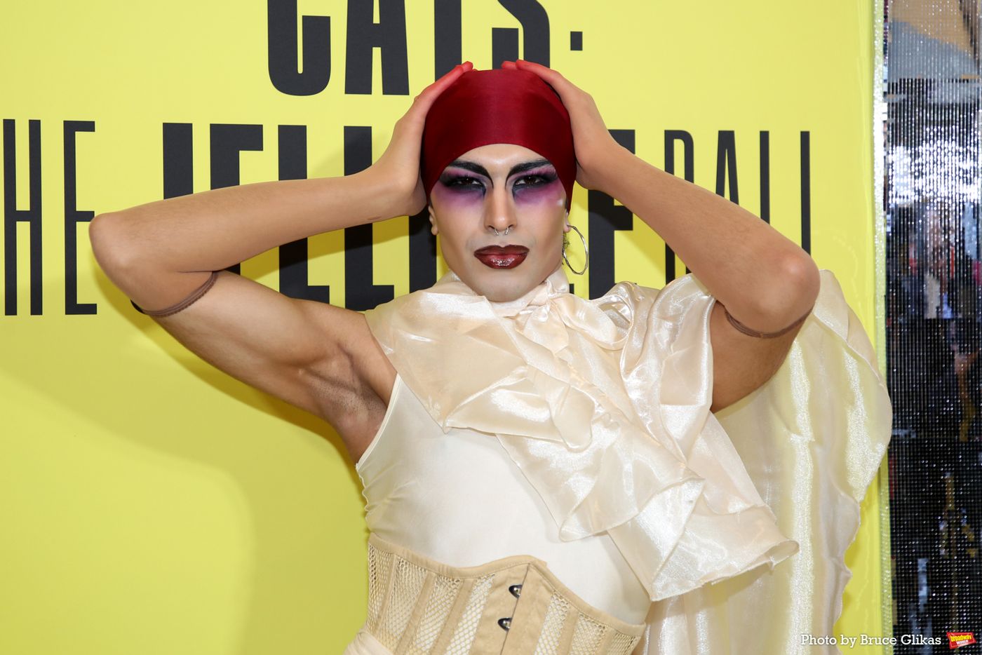 Photos: All the Best Opening Night Looks from The Cast of CATS: THE JELLICLE BALL Photos: All the Best Opening Night Looks from The Cast of CATS: THE JELLICLE BALL Image