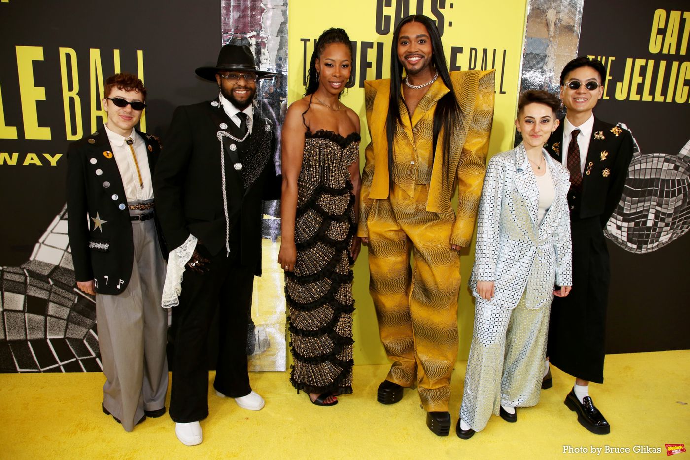 Photos: All the Best Opening Night Looks from The Cast of CATS: THE JELLICLE BALL Photos: All the Best Opening Night Looks from The Cast of CATS: THE JELLICLE BALL Image