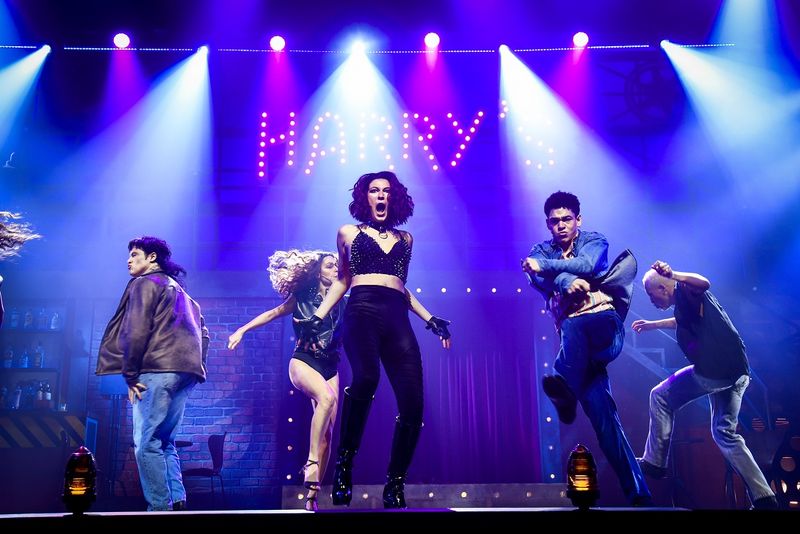FLASHDANCE – O MUSICAL Brings Dance, Dreams, and ’80s Energy to São Paulo Image