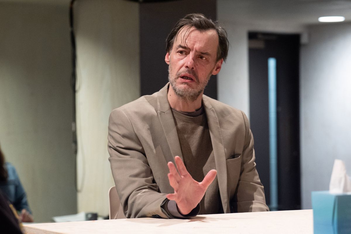 Paul Hilton (Richard) - credit Richard Hubert Smith at 