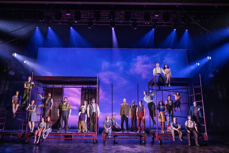 Review: WATER FOR ELEPHANTS at Proctors Image