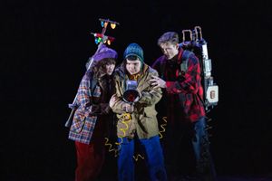  Shea Grant (Joyce Maldonado), Juan Carlos (Bob Newby), Matthew Erick White (James Ho Photo